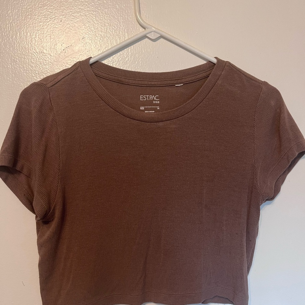 Ribbed Brown Crop Tee